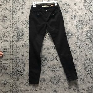 zara trafaluc black  mid-rise skinny jeans
